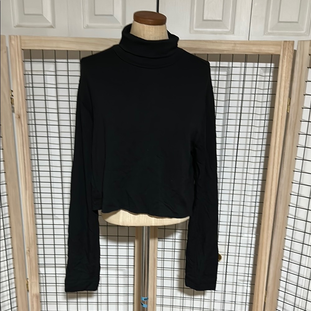 Frame Black Crop Top